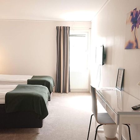 Övik Eventhotell Örnsköldsvik Buitenkant foto